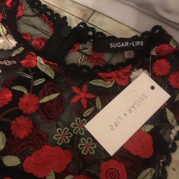 Sugar Lips Dress Size Medium - Picture 8 of 8
